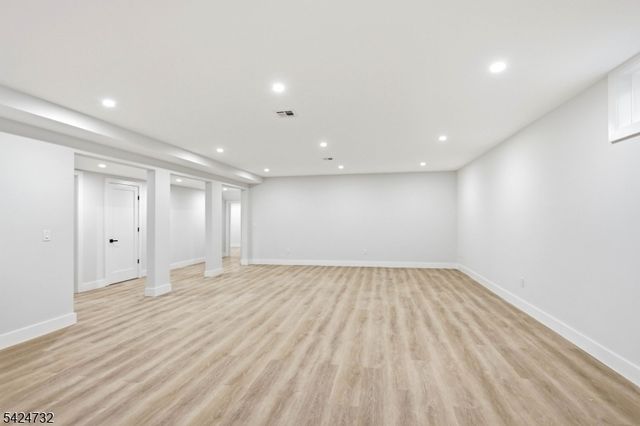 47 Afton Dr, Florham Park Boro, NJ 07932