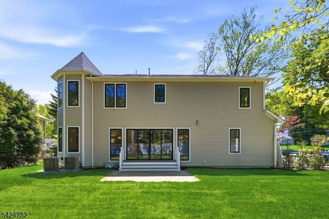 47 Afton Dr, Florham Park Boro, NJ 07932