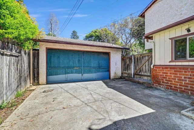 823 Stratford Drive, Encinitas, CA 92024