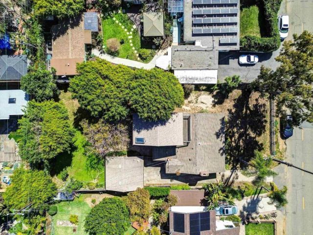 823 Stratford Drive, Encinitas, CA 92024