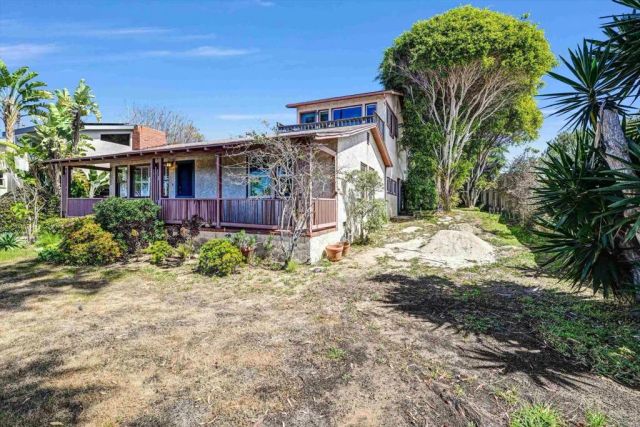 823 Stratford Drive, Encinitas, CA 92024