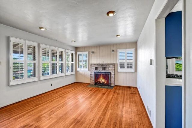 823 Stratford Drive, Encinitas, CA 92024