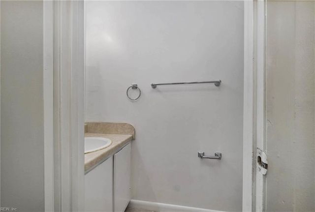 90 Francis ST, Portsmouth, VA 23702