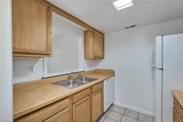 90 Francis ST, Portsmouth, VA 23702