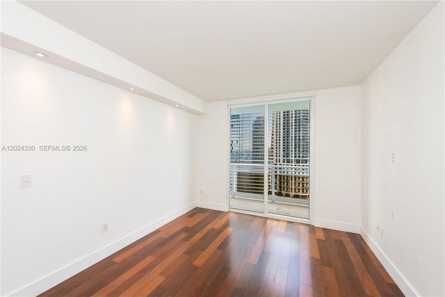 901 Brickell Key Blvd 2006, Miami, FL 33131