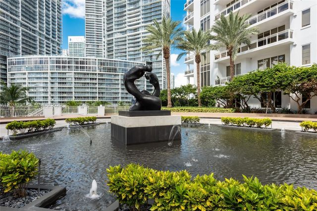 901 Brickell Key Blvd 2006, Miami, FL 33131