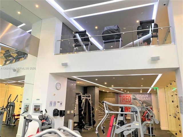 901 Brickell Key Blvd 2006, Miami, FL 33131