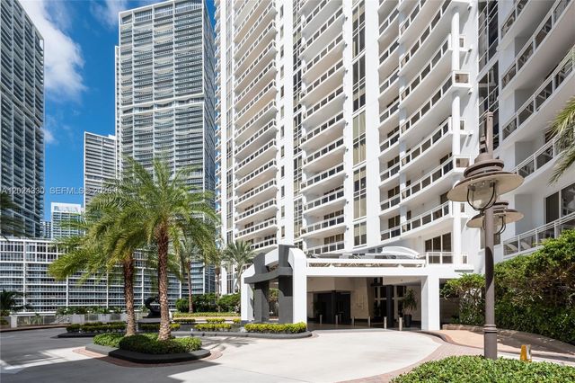 901 Brickell Key Blvd 2006, Miami, FL 33131