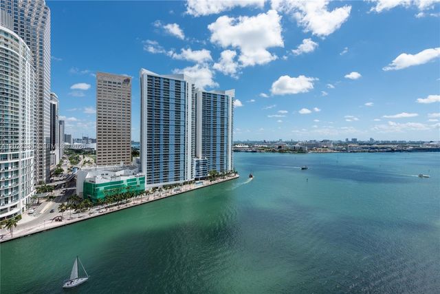 901 Brickell Key Blvd 2006, Miami, FL 33131