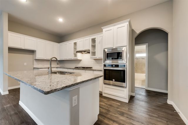 2813 Mesquite Avenue, Melissa, TX 75454
