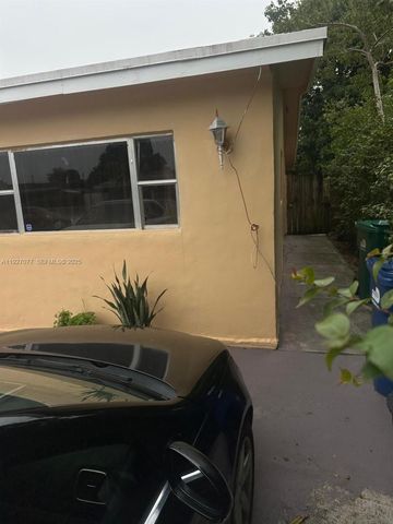 1330 NE 212th Ter 1330-A, Miami, FL 33179