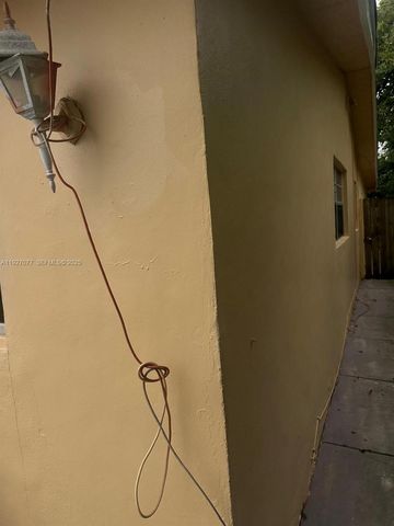 1330 NE 212th Ter 1330-A, Miami, FL 33179