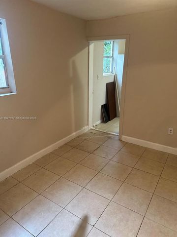 1330 NE 212th Ter 1330-A, Miami, FL 33179