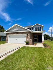 3331 Bliss Ln 11E, Cantonment, FL 32533