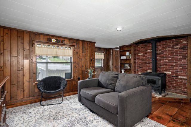 901 South 5th Street, Ozark, MO 65721