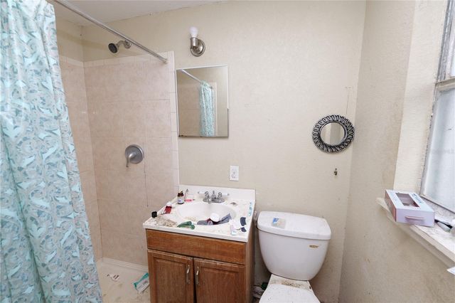 608 DR MARTIN LUTHER KING STREET, Dundee, FL 33838