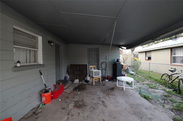 608 DR MARTIN LUTHER KING STREET, Dundee, FL 33838