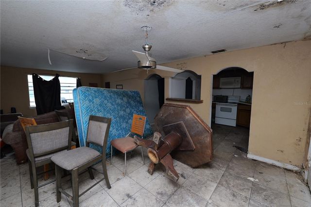 608 DR MARTIN LUTHER KING STREET, Dundee, FL 33838