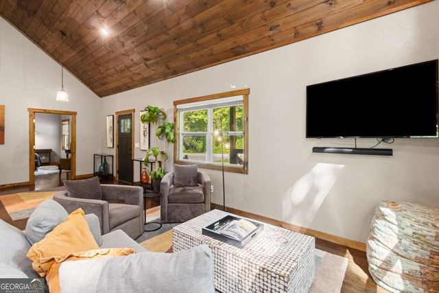 531 Sowers Road, Blue Ridge, GA 30513