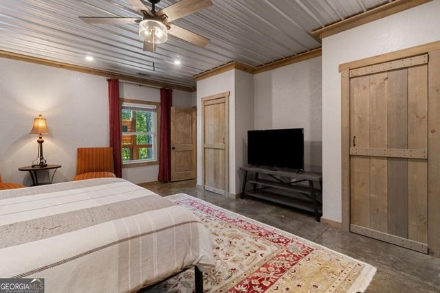 531 Sowers Road, Blue Ridge, GA 30513