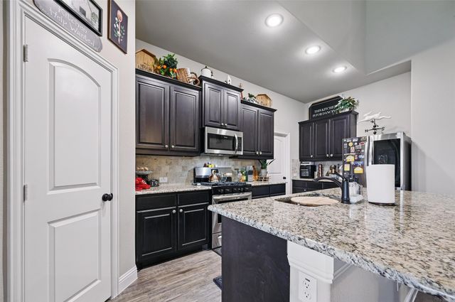 261 Pennridge Drive, Forney, TX 75126