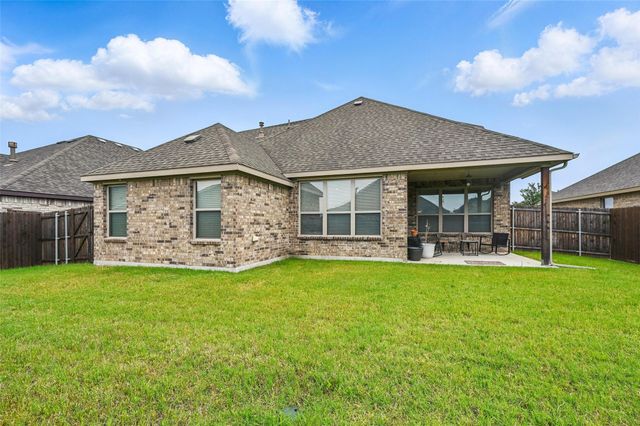 261 Pennridge Drive, Forney, TX 75126