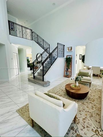 1652 Orchid Bnd, Weston, FL 33327