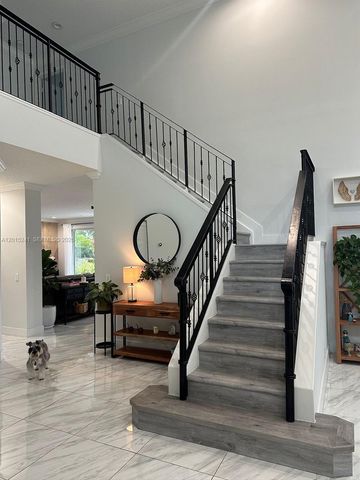 1652 Orchid Bnd, Weston, FL 33327