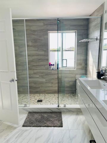 1652 Orchid Bnd, Weston, FL 33327