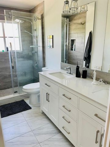1652 Orchid Bnd, Weston, FL 33327