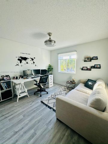 1652 Orchid Bnd, Weston, FL 33327