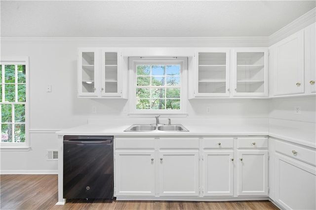3138 Pine Needle Court SW, Lilburn, GA 30047