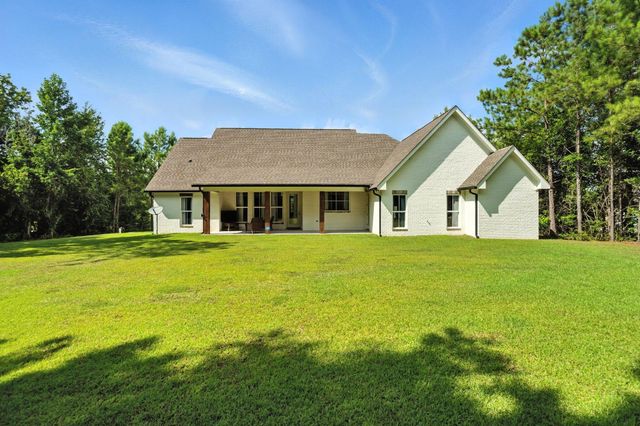 79 Whistlestop, Sumrall, MS 39482