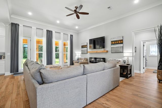 79 Whistlestop, Sumrall, MS 39482