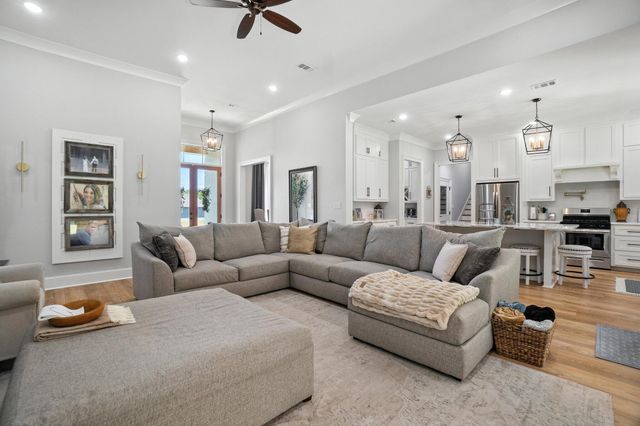 79 Whistlestop, Sumrall, MS 39482