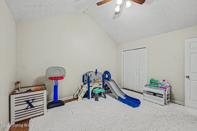 1513 Daverman Dr, La Grange, KY 40031