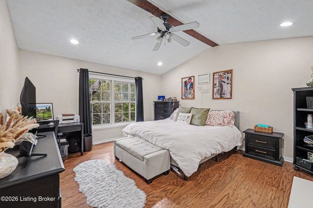 1513 Daverman Dr, La Grange, KY 40031