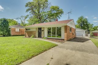 17932 Oakwood Avenue, Lansing, IL 60438