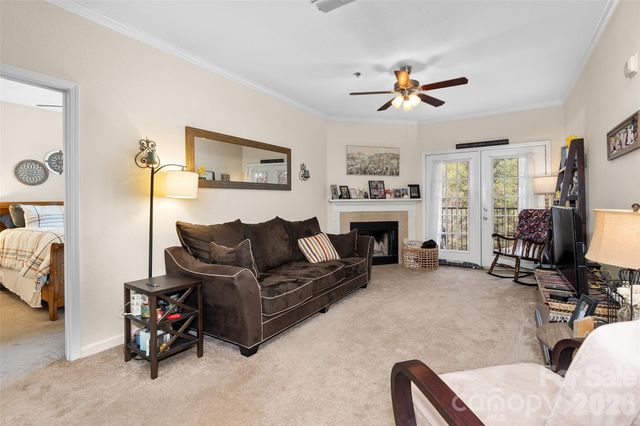 900 Vista Lake Drive 301, Candler, NC 28715