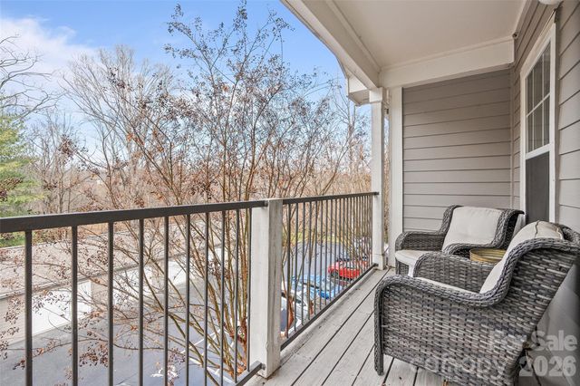 900 Vista Lake Drive 301, Candler, NC 28715