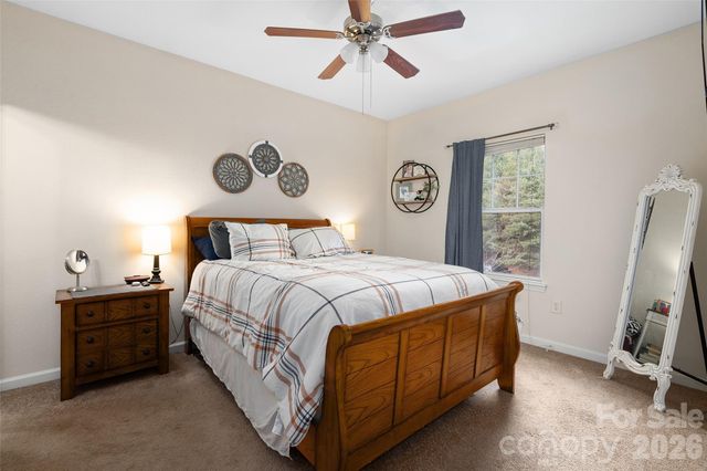 900 Vista Lake Drive 301, Candler, NC 28715