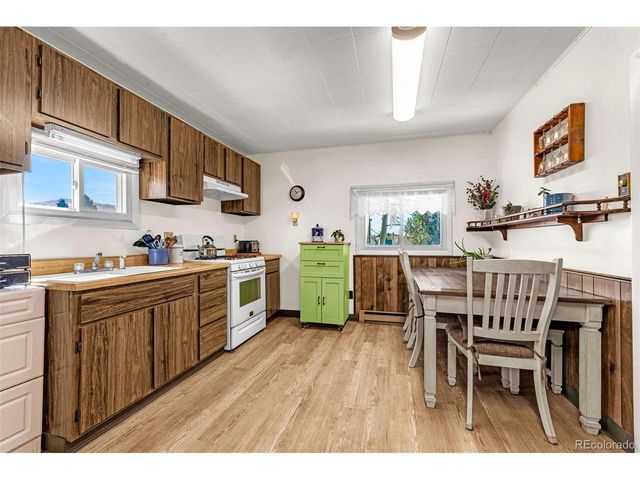 223 W Golden Ave, Cripple Creek, CO 80813