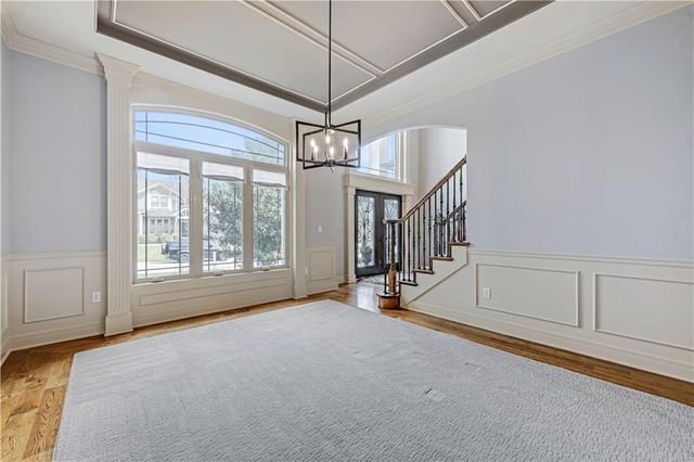 11001 W 163rd Court, Overland Park, KS 66221