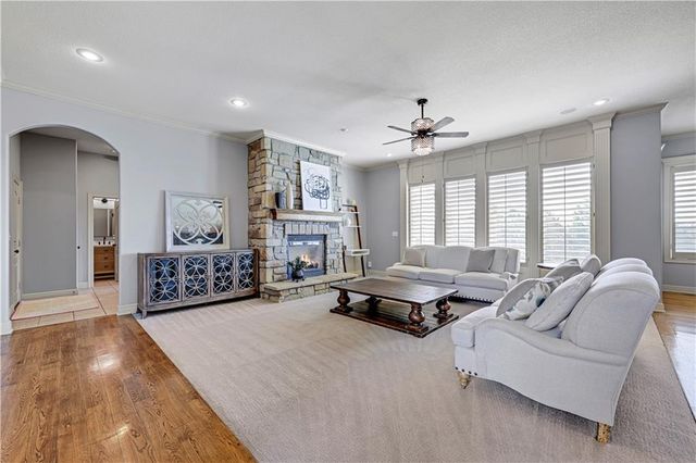 11001 W 163rd Court, Overland Park, KS 66221