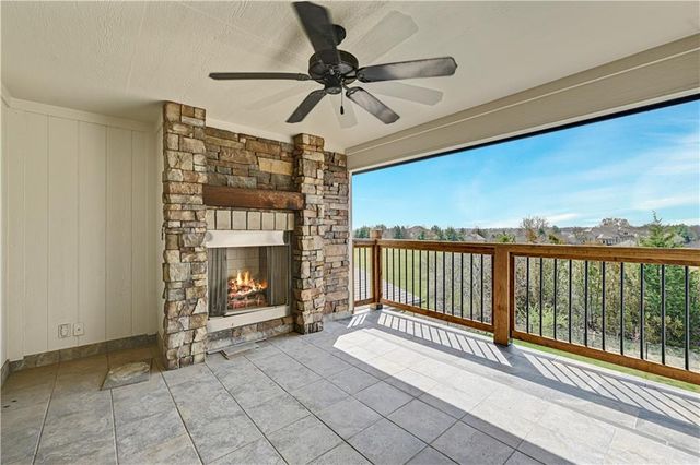 11001 W 163rd Court, Overland Park, KS 66221