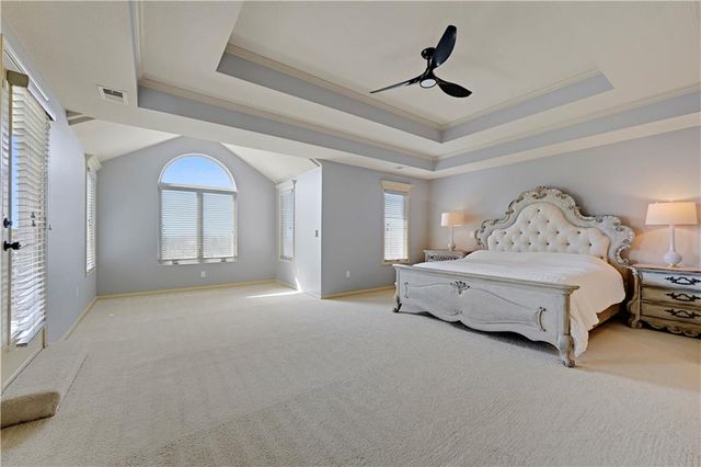 11001 W 163rd Court, Overland Park, KS 66221