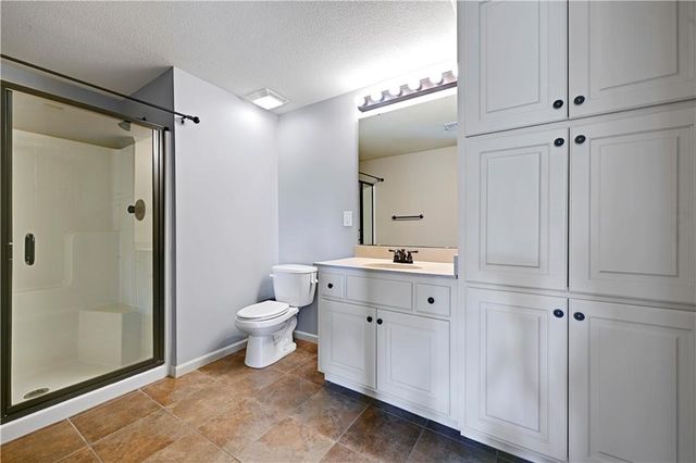 11001 W 163rd Court, Overland Park, KS 66221