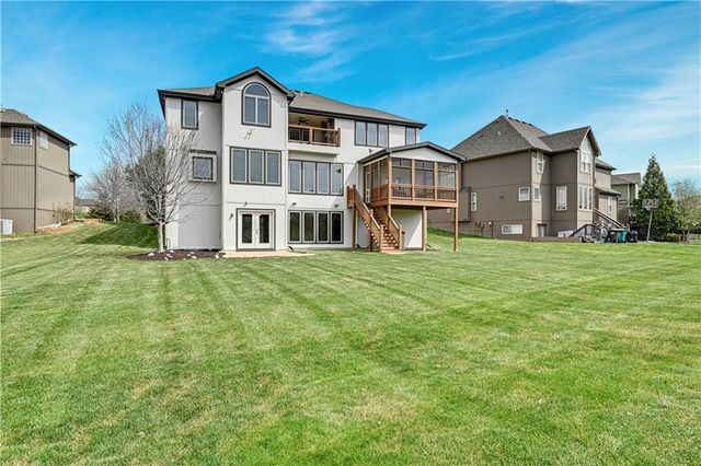 11001 W 163rd Court, Overland Park, KS 66221