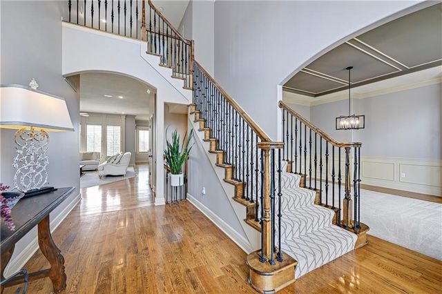 11001 W 163rd Court, Overland Park, KS 66221