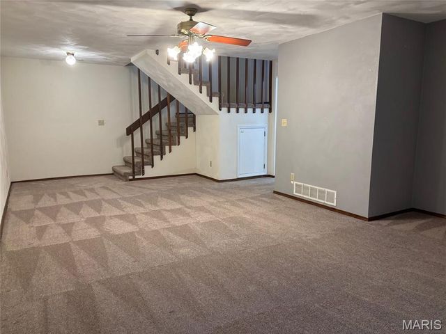 6 Parkridge, Belleville, IL 62226